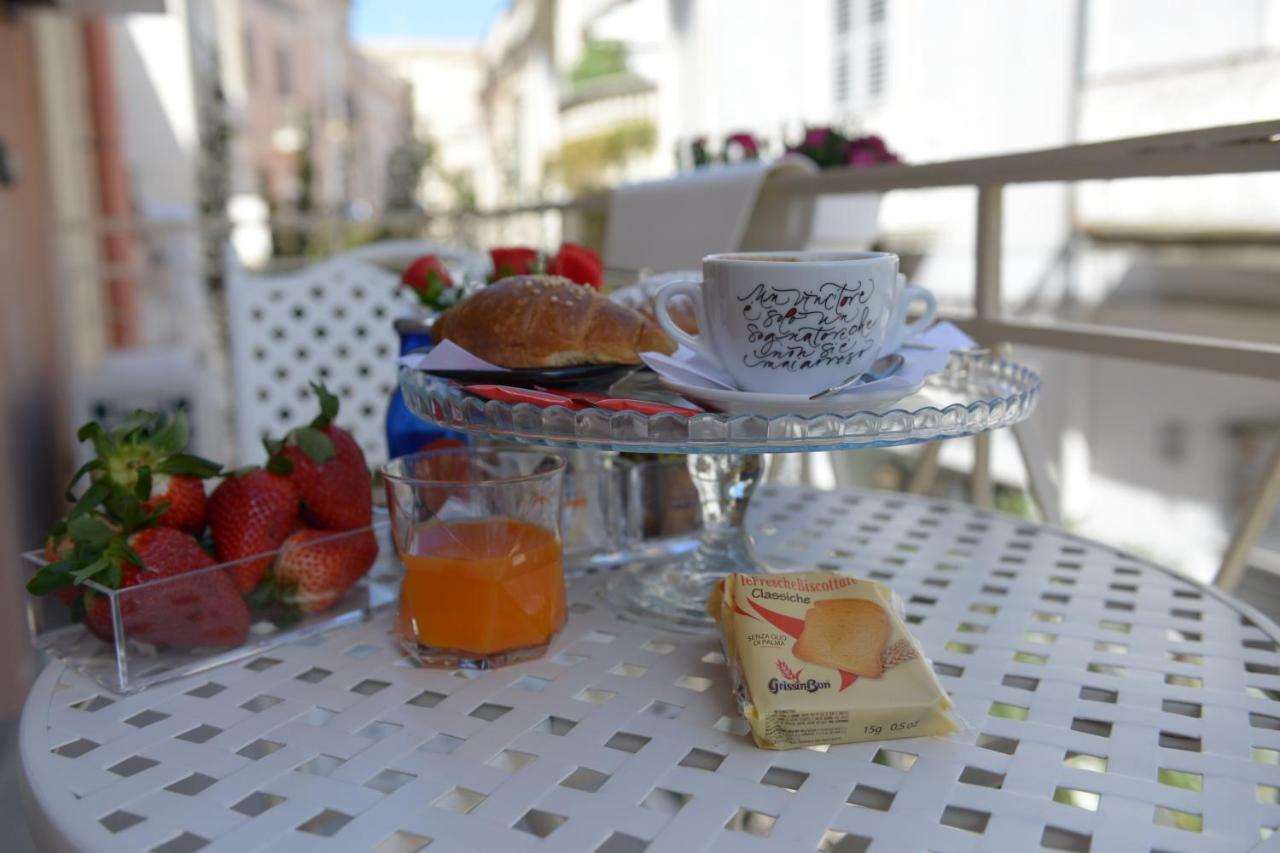 Suite28 Brindisi Bagian luar foto