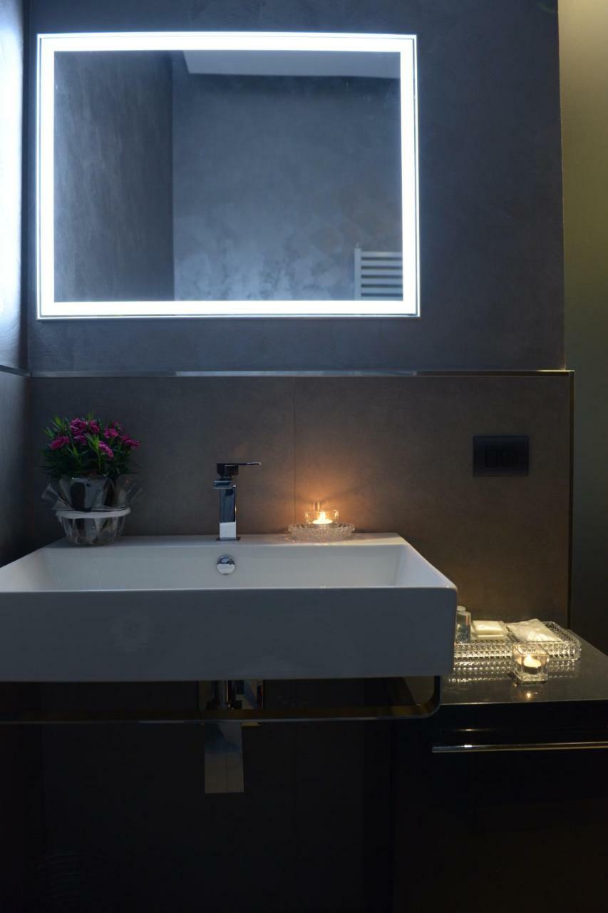 Suite28 Brindisi Bagian luar foto
