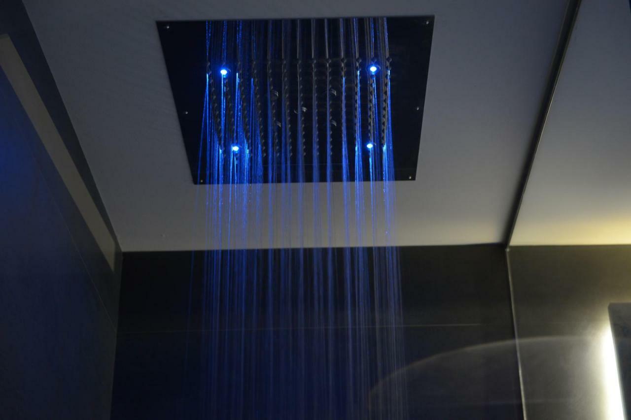 Suite28 Brindisi Bagian luar foto